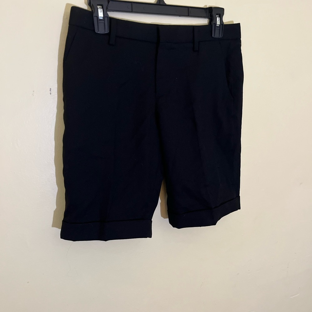 Uniqlo Classic Black Women's Shorts Size Small